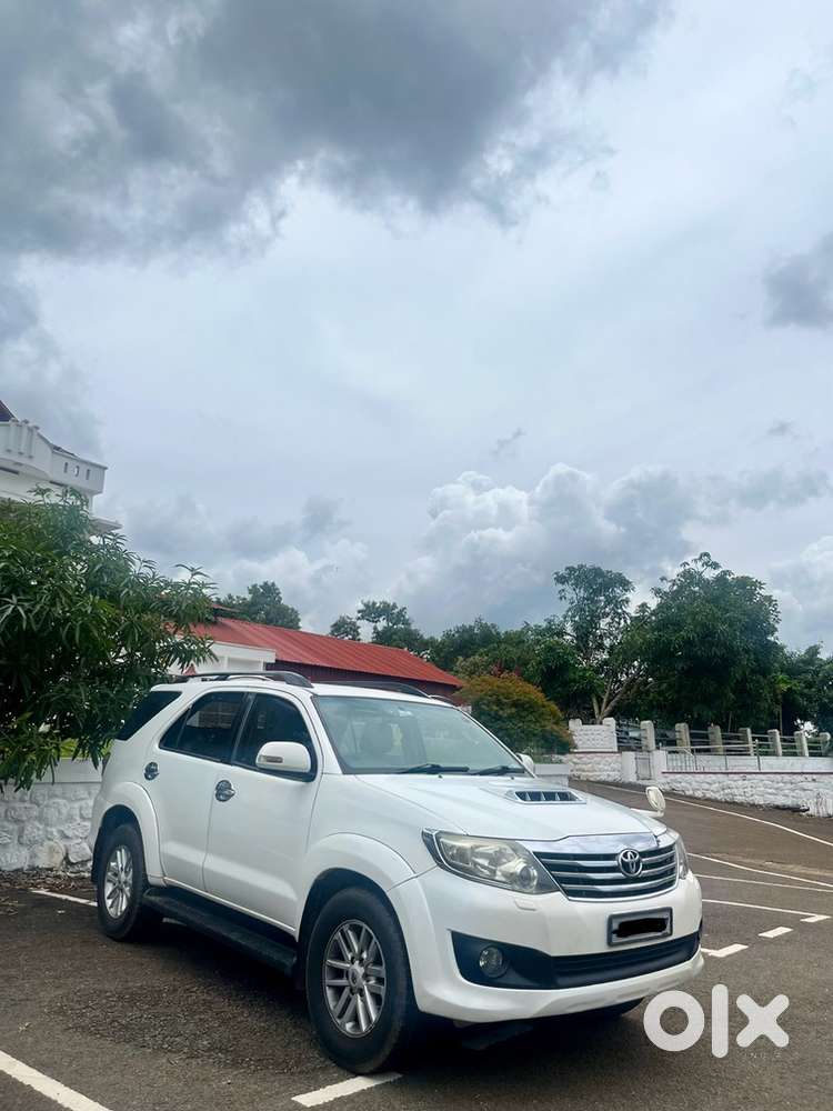 Toyota Fortuner Diesel 2012