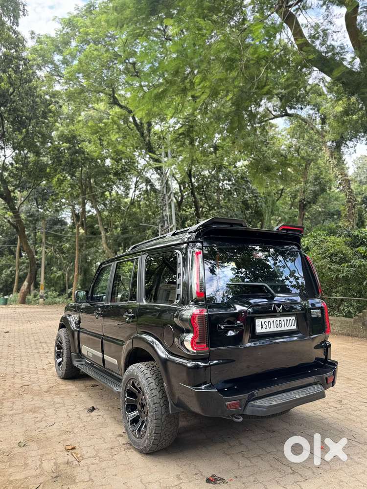 Mahindra Scorpio Classic 2.2 S 11 Mt 7 Str, 2024, Diesel