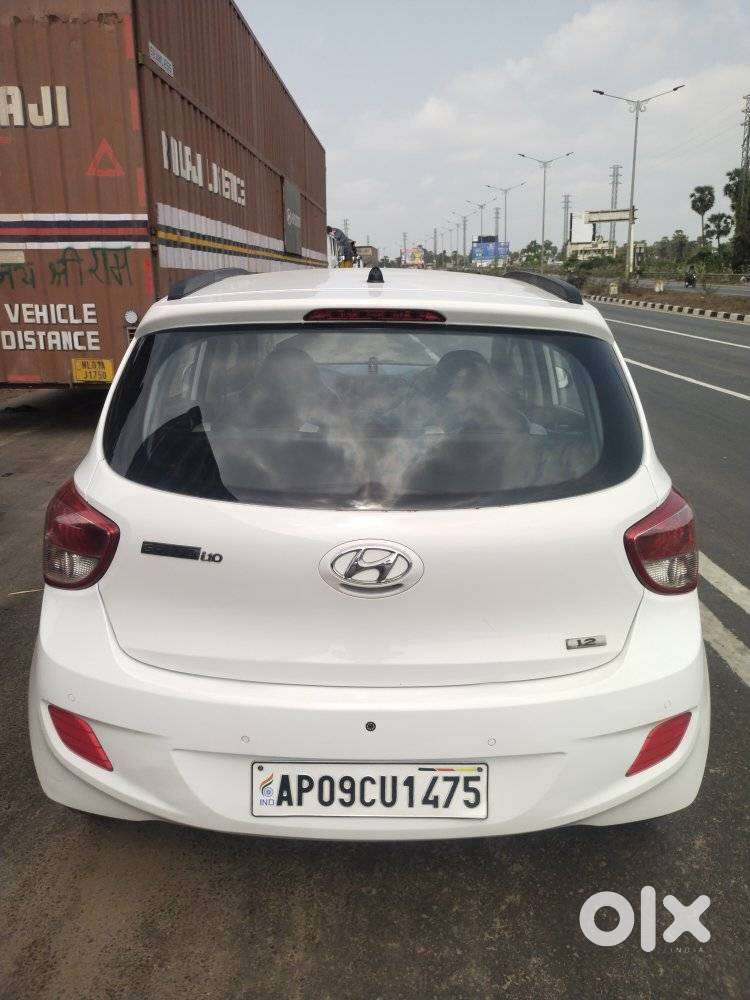 Hyundai Grand I10 2013-2016 Sportz, 2013, Petrol