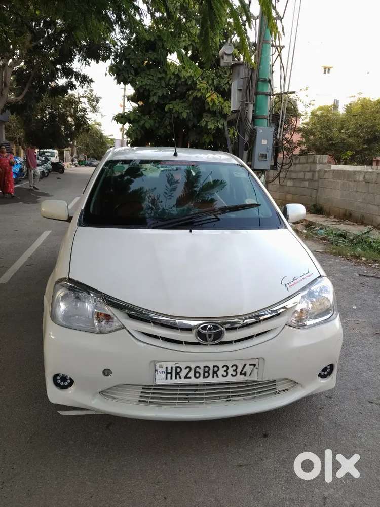 Toyota Etios 1.5 G 2012
