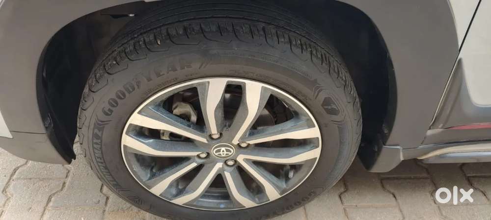 Toyota Urban Cruiser Taisor V 1.0 Petrol Mt, 2025, Petrol