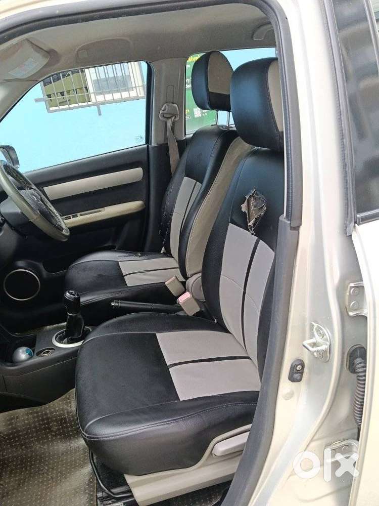 Maruti Suzuki Swift Dzire Zxi, 2011, Petrol