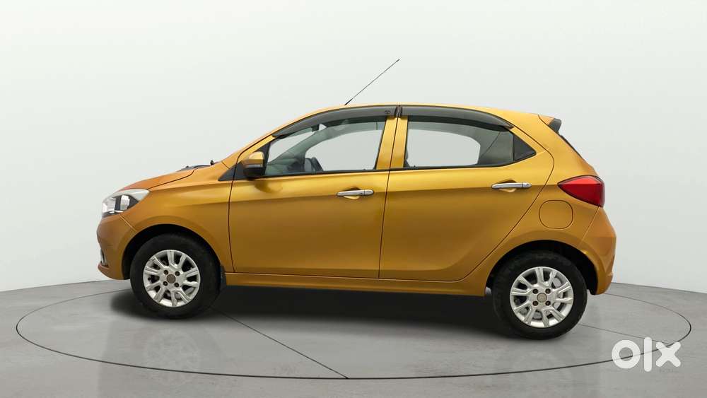 Tata Tiago 1.2 Revotron Xza, 2018, Petrol