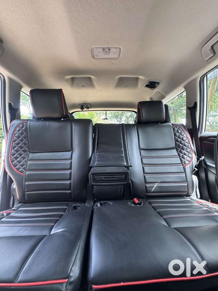 Toyota Innova Crysta 2.4 G Plus Mt, 2025, Diesel