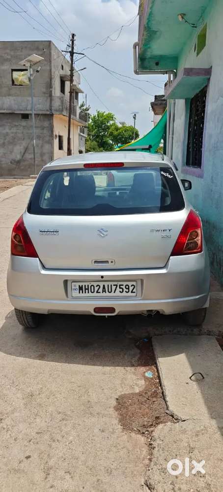 Maruti Suzuki Swift 2007 Petrol 196000 Km Driven