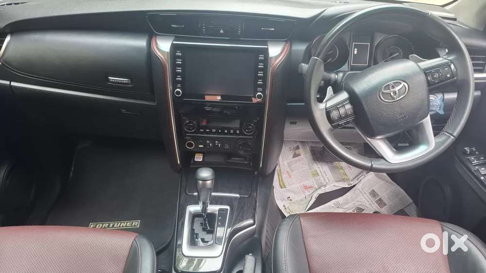 Toyota Fortuner Legender, 2022, Diesel