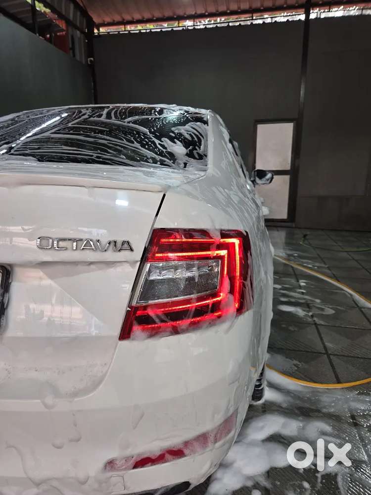Skoda Octavia Elegance 2014, 1.8tsi, Dct 7 Speed.