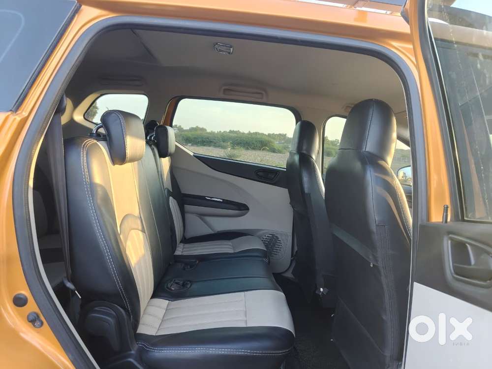 Renault Triber Rxt, 2022, Petrol