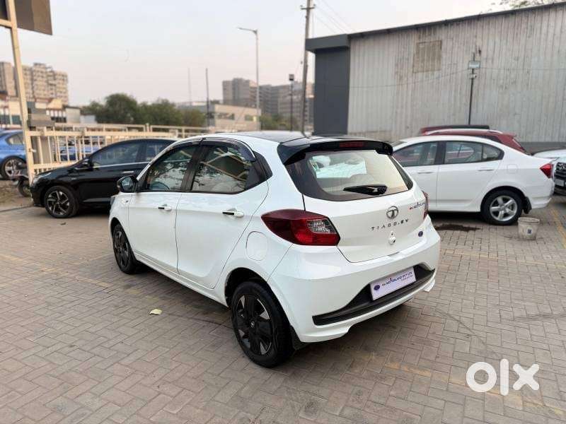 Tata Tiago Ev Xz Plus Tech Lux Long Range Fast Charger, 2023, Electr..