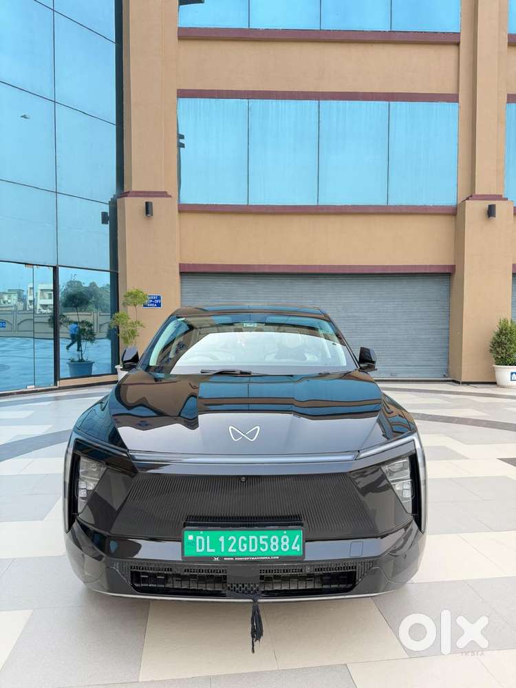 Mahindra Xev 9e Three B79 Kwh, 2025, Electric