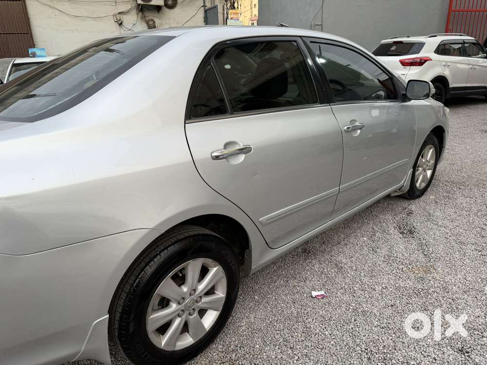 Toyota Corolla Altis Gl, 2010, Petrol