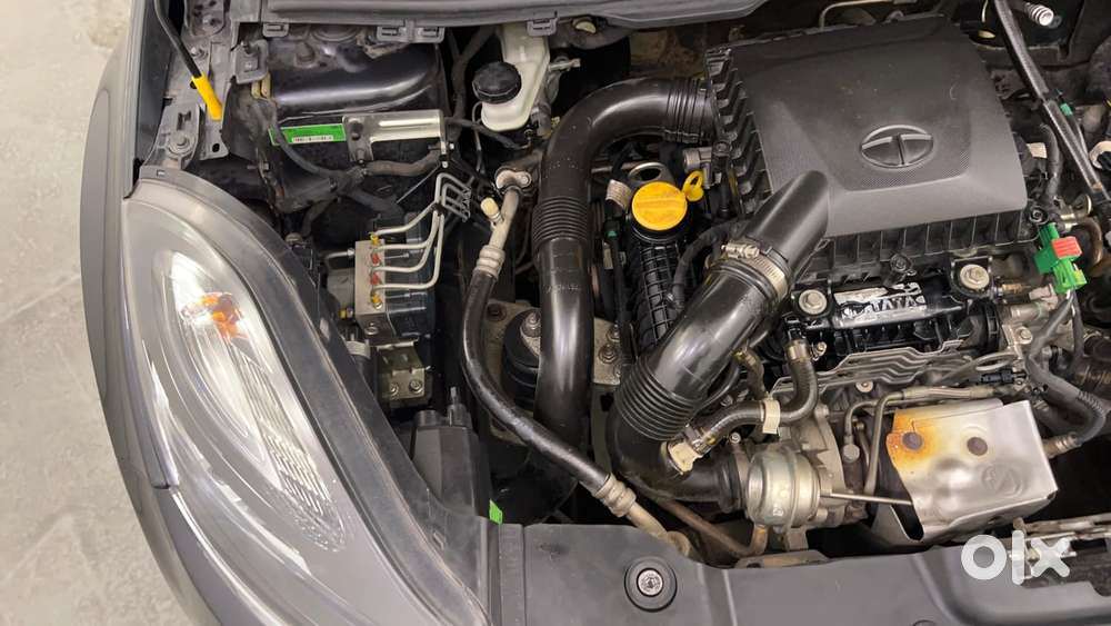 Tata Nexon 1.2 Revotron Xza Plus (l), 2019, Petrol