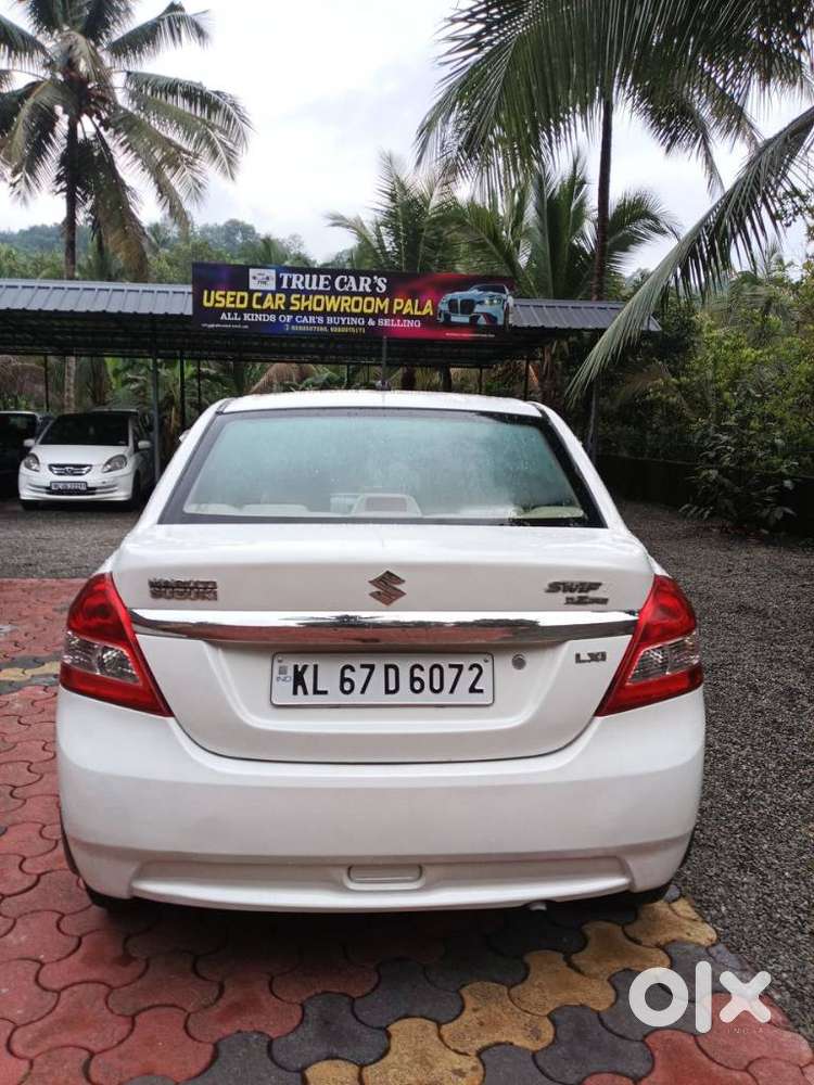 Maruti Suzuki Swift Dzire 1.2 Lxi Bsiv, 2013, Petrol