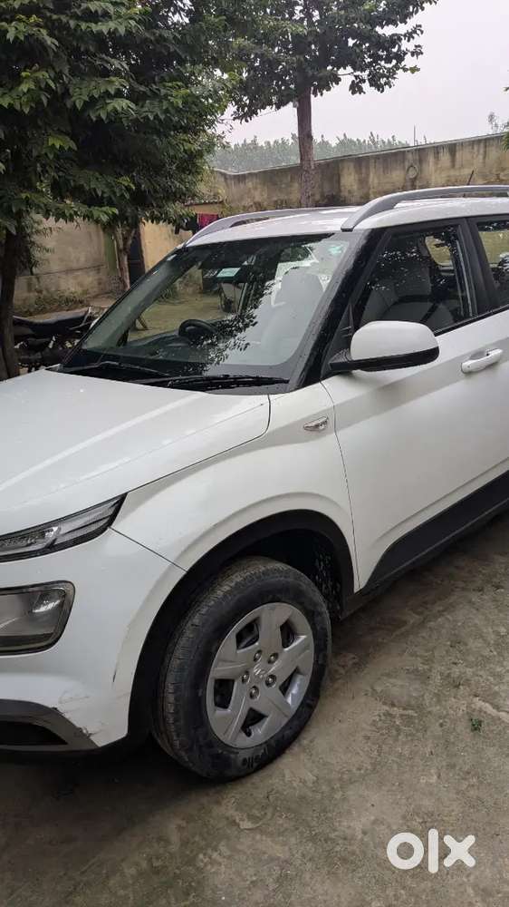 Hundai Venue 2022 Model Petrol