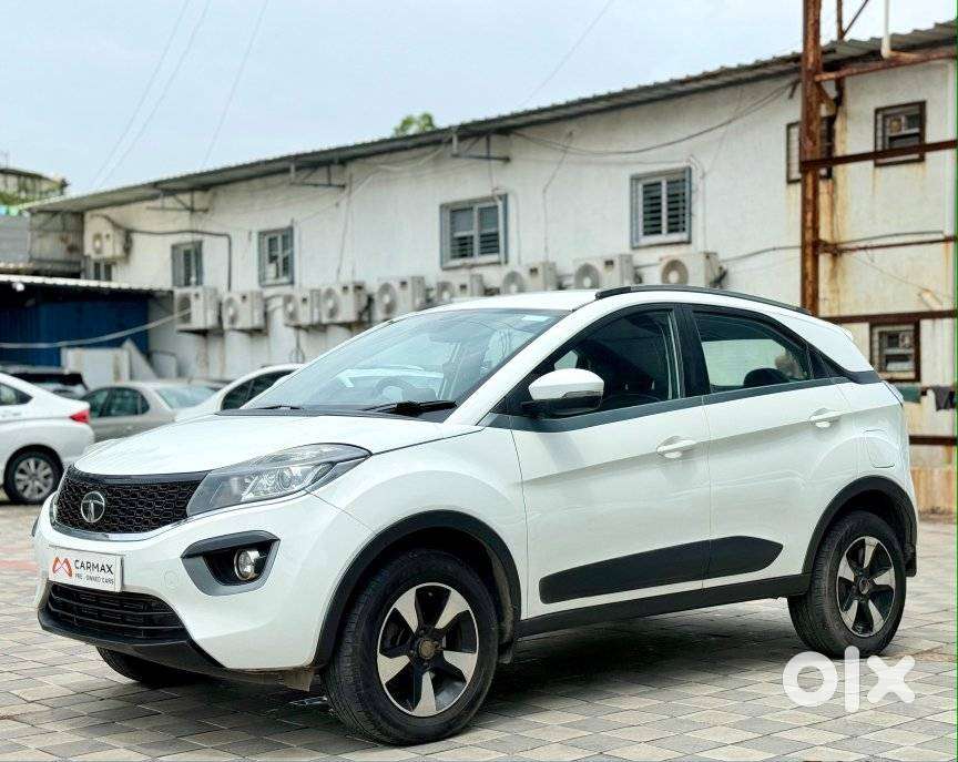 Tata Nexon 1.2 Revotron Xza Plus (o) Amt, 2018, Petrol