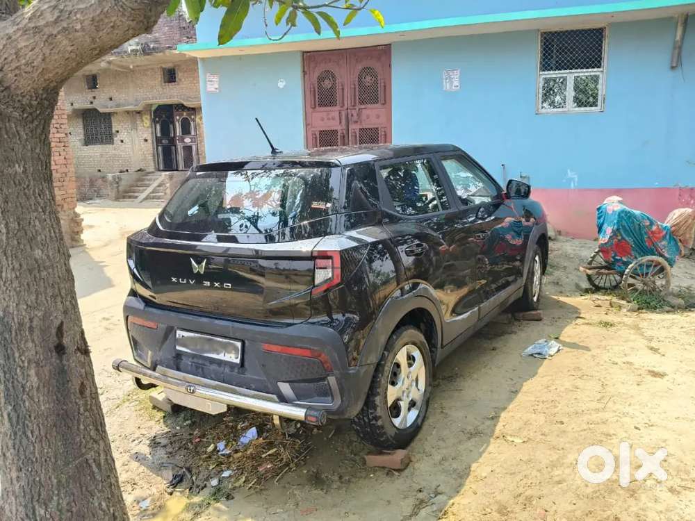 Mahindra Xuv 3xo 2025 Petrol 2316 Km Driven