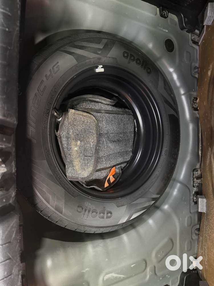 Hyundai Venue 1.0 Sx (o) Turbo Dct, 2024, Petrol