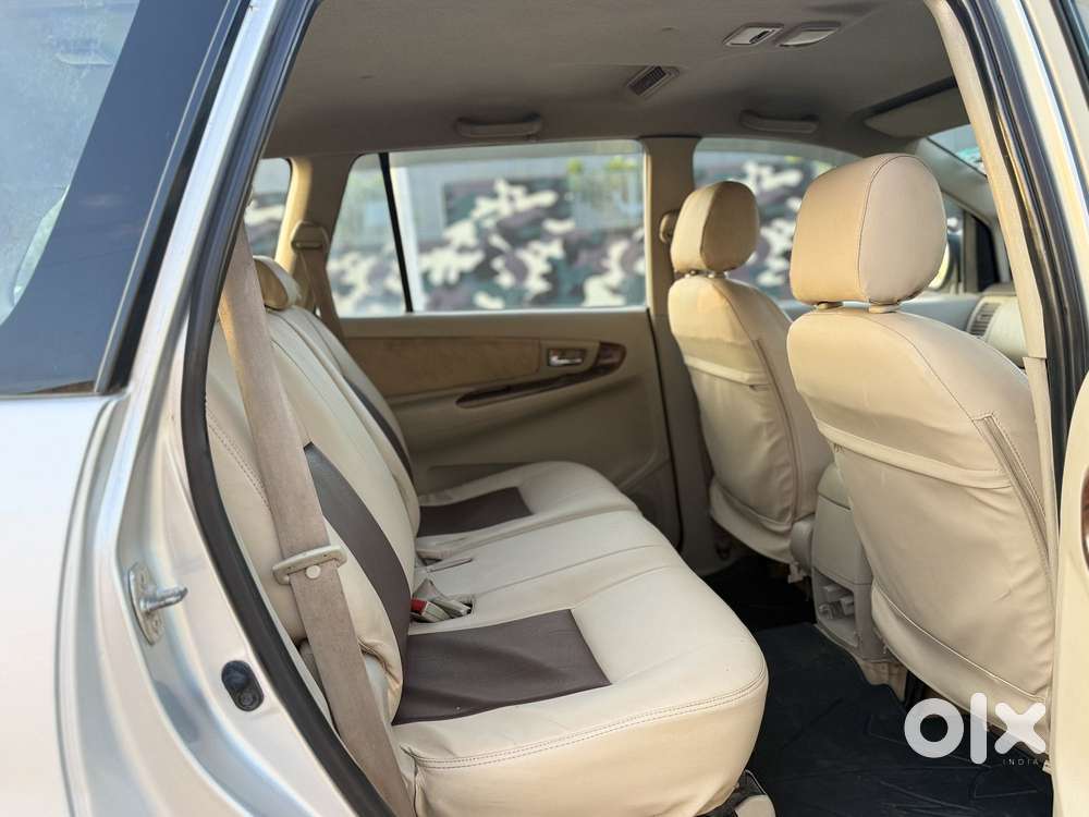 Toyota Innova 2.5 Vx 8 Str, 2012, Diesel