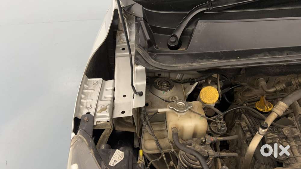 Renault Triber Rxt, 2022, Petrol