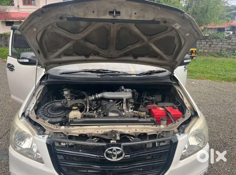Toyota Innova 2013 Diesel 98000 Km Driven