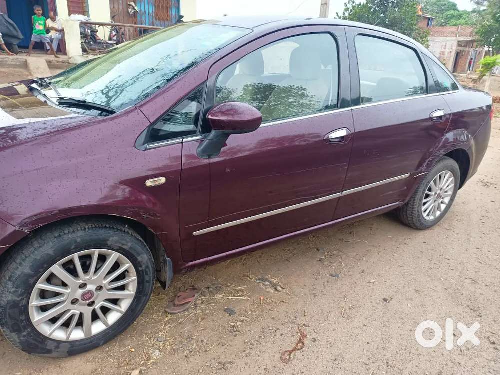 Fiat Linea 2013 Petrol 400000 Km Driven