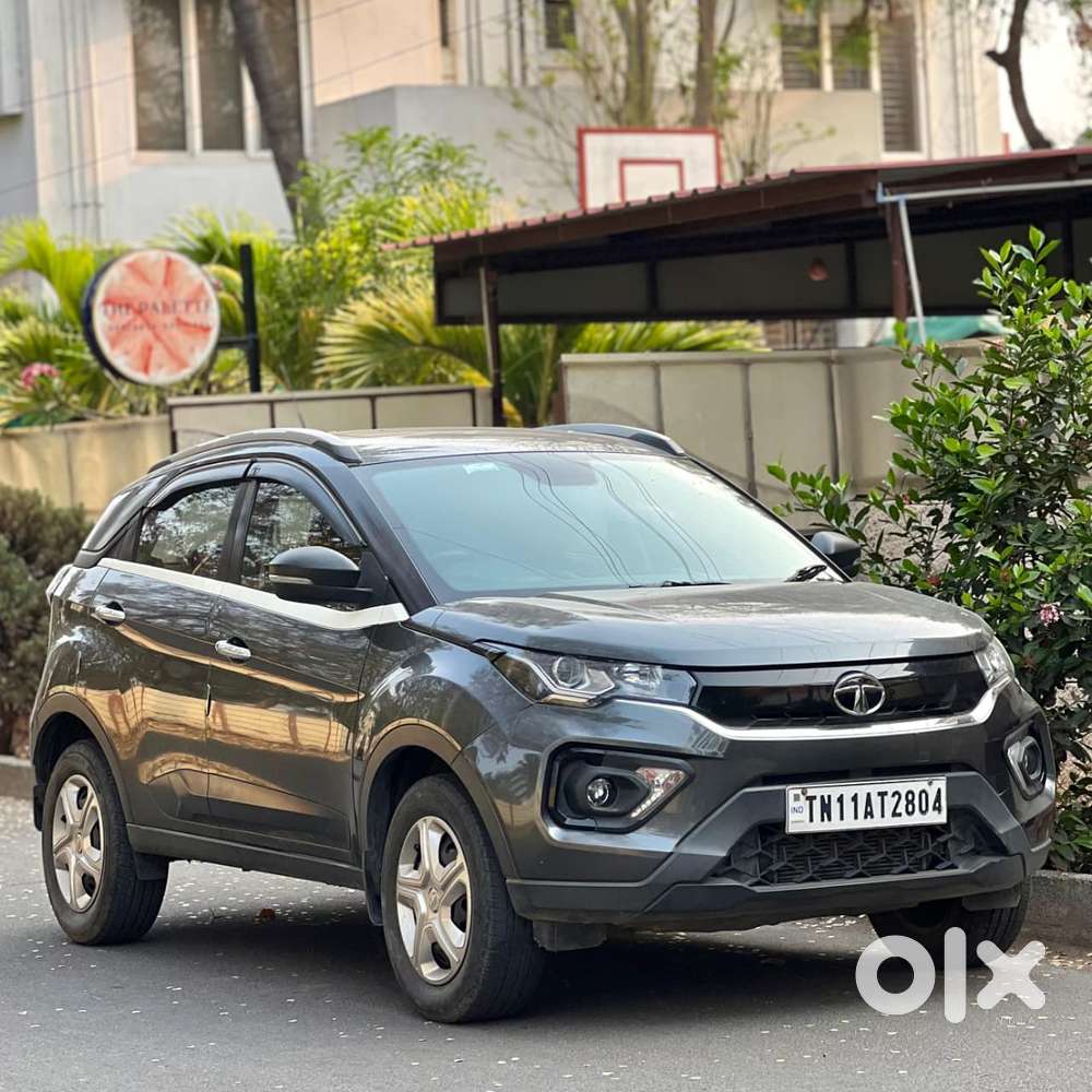 Tata Nexon 1.2 Revotron Xma Amt (s), 2020, Petrol
