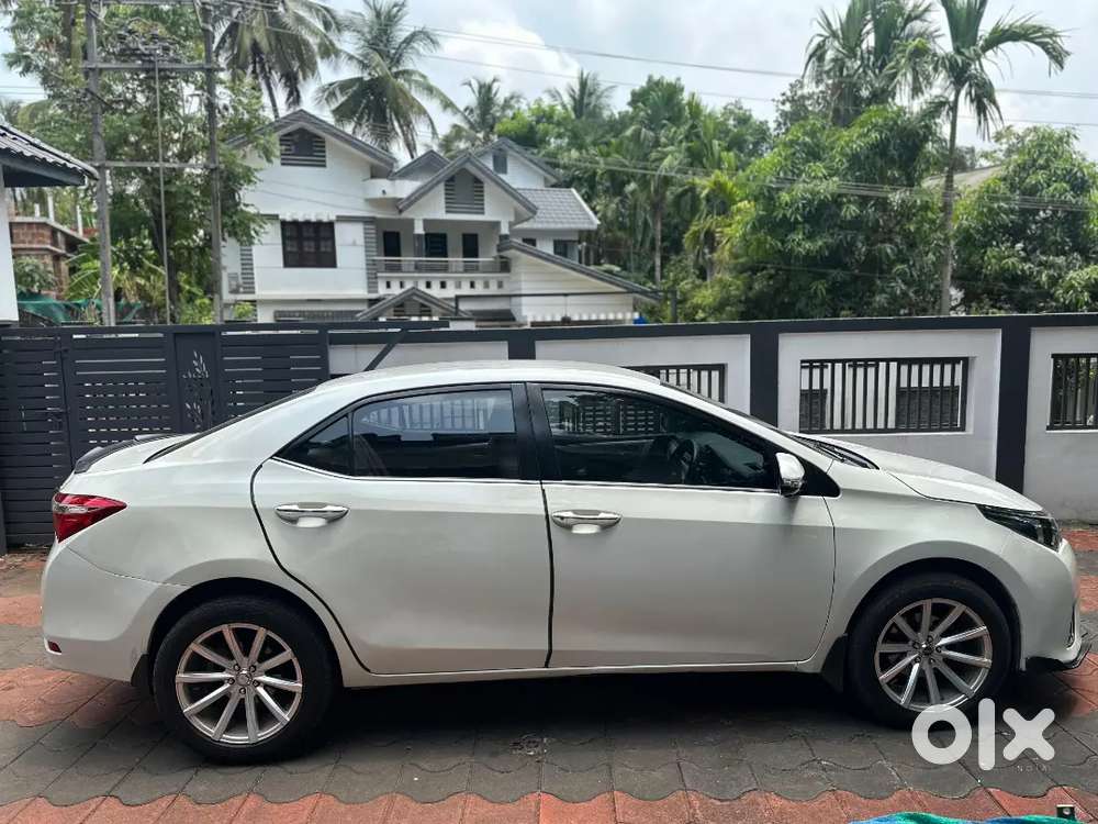 Toyota Corolla Altis 2016 Last
