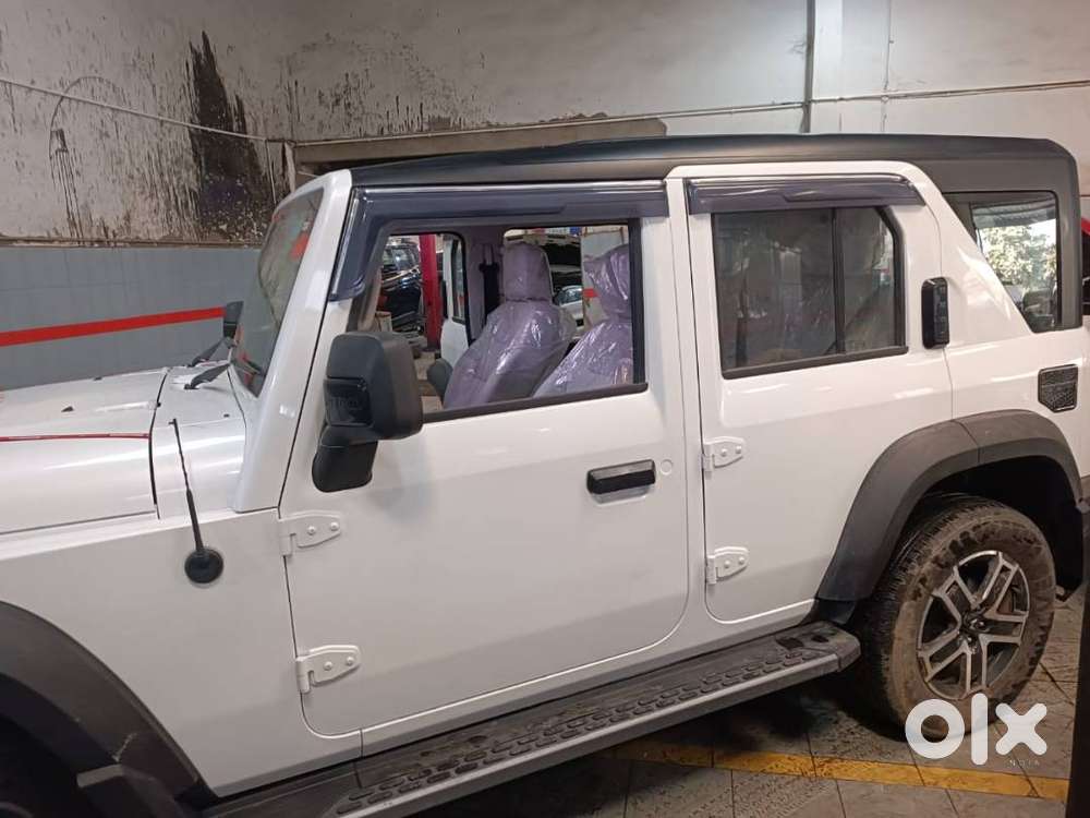 Mahindra Thar Roxx 2025 Petrol Well Maintained