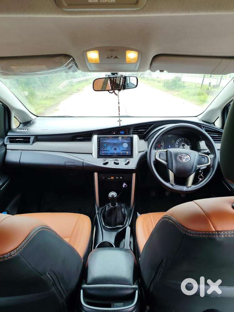 Toyota Innova Crysta 2017 Diesel Well Maintained