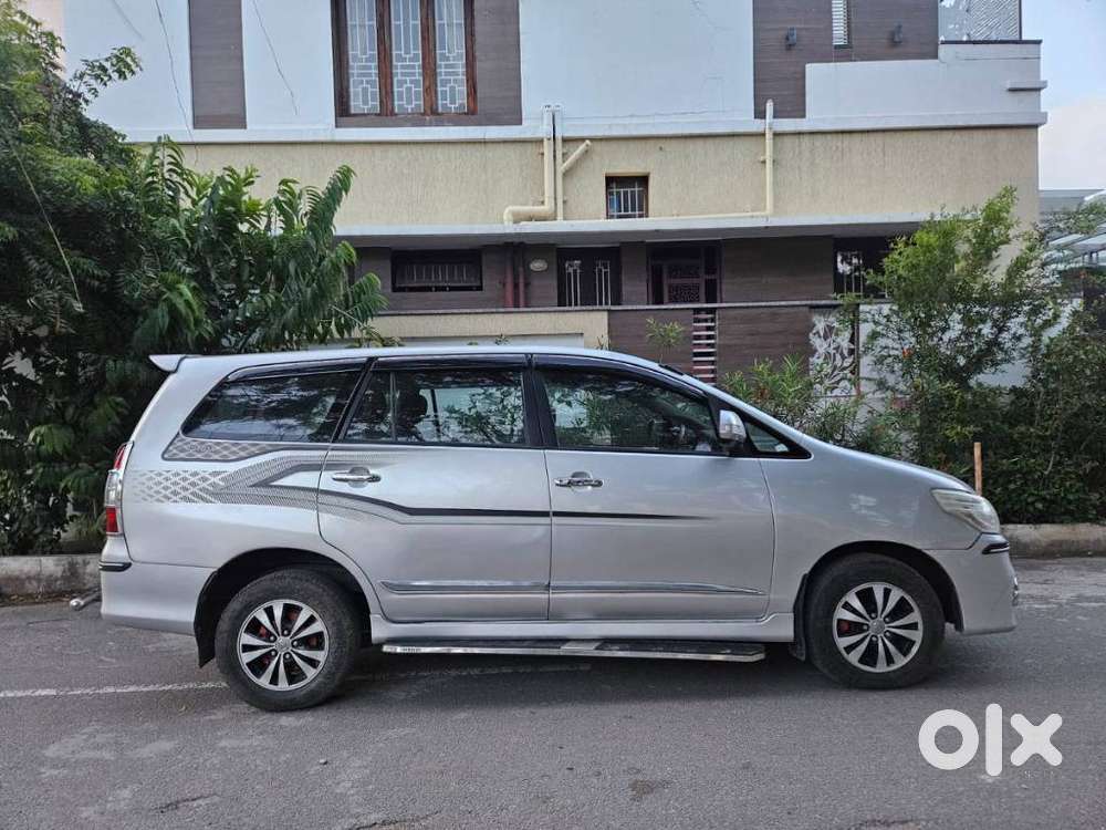 Toyota Innova [2013-2016] 2.5 G4 7 Str, 2015, Diesel