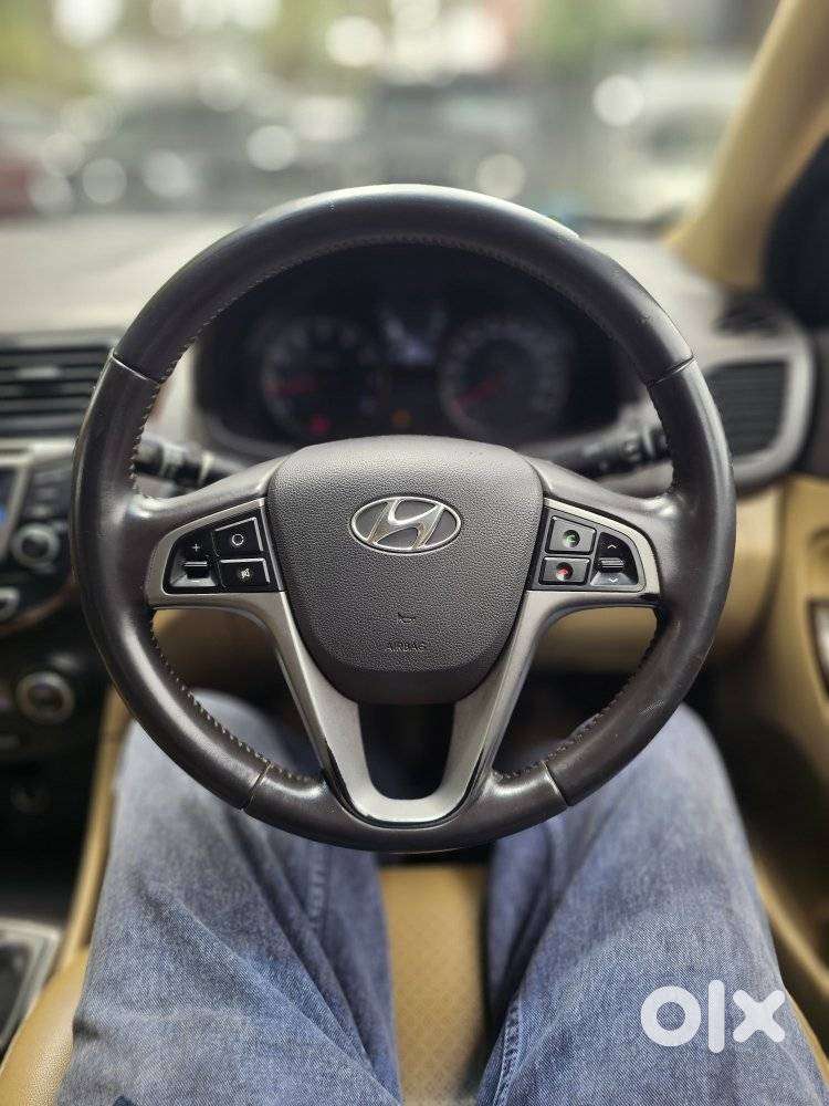Hyundai Verna 1.6 Sx Vtvt, 2015, Petrol
