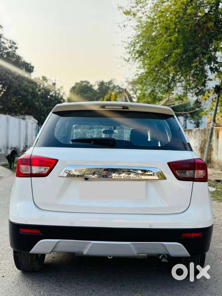 Maruti Suzuki Brezza 1.5 Zxi At Smart Hybrid Dual Tone, 2018, Diesel