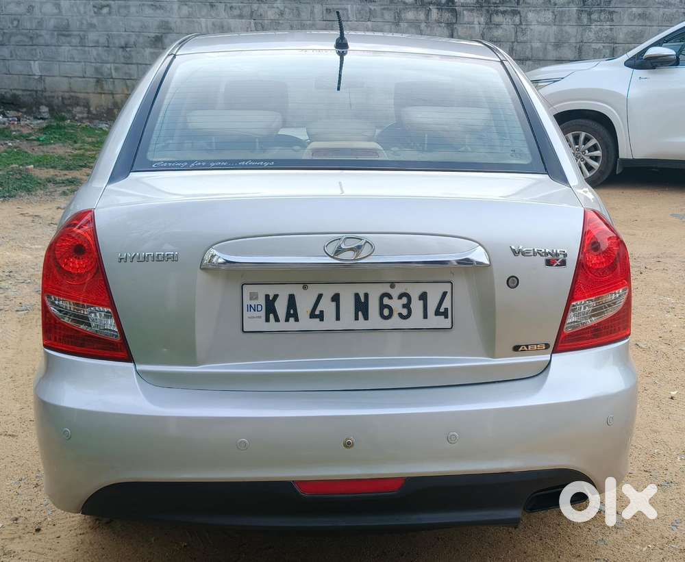 Hyundai Verna Transform 1.6 SX VTVT, 2010, Petrol