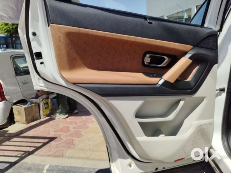 Tata Safari Adventure X Plus 7 Str At, 2025, Diesel