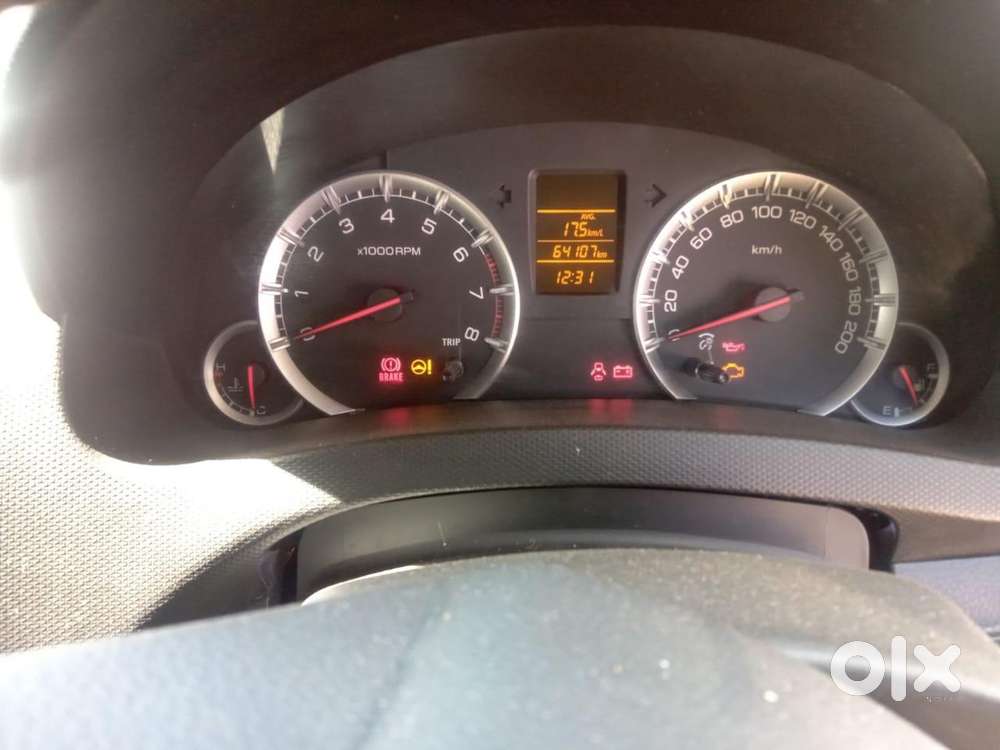 Maruti Suzuki Swift Vxi, 2015, Petrol