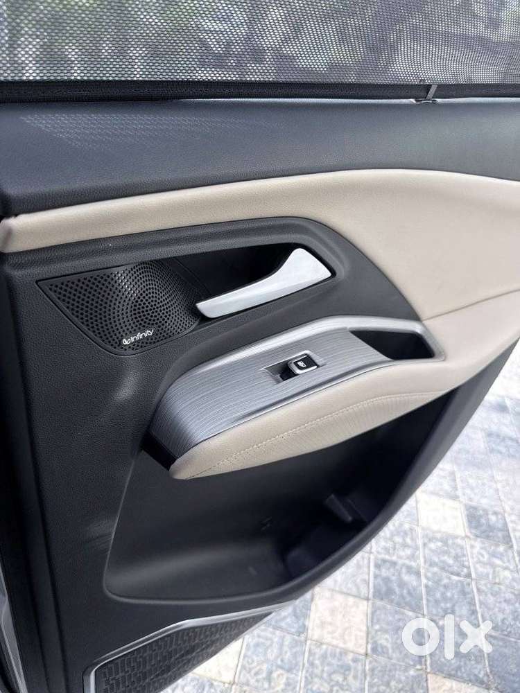 Mg Hector Sharp Pro 1.5 Turbo Cvt, 2023, Petrol