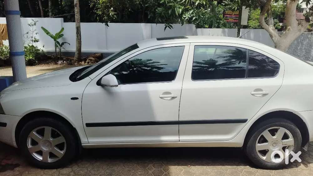 Skoda Laura 2009 Variant L