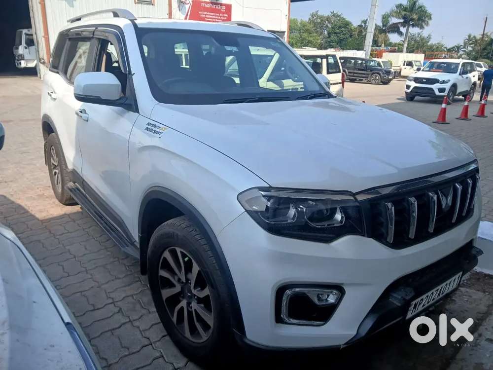 Mahindra Scorpio N 2022 White Top Z8l At D In Mint Condition With Sr