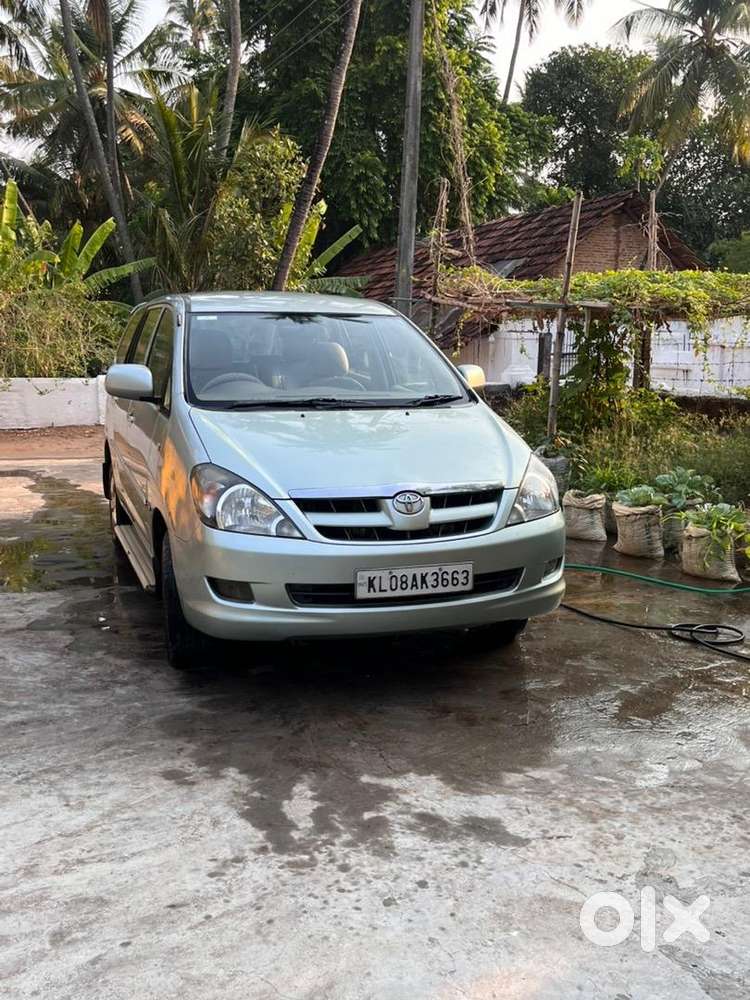 Toyota Innova 2006