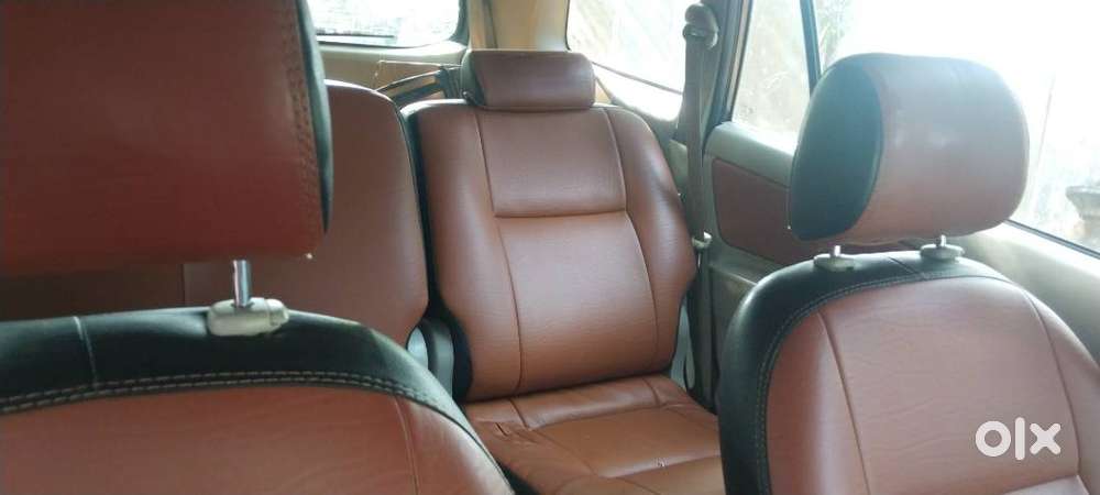 1key Innova 2.5 V Version Exaclent Condition.