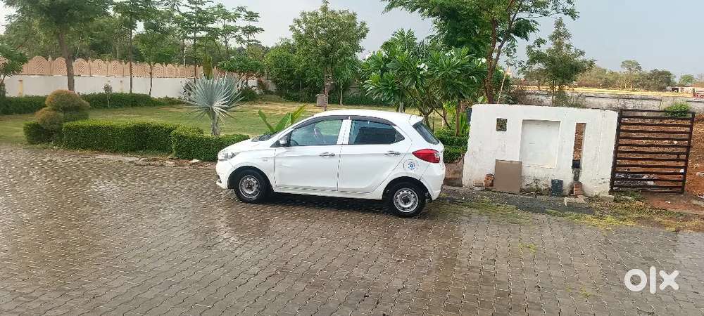 Tata Tiago Base Model 2017 Last Model Sell Car