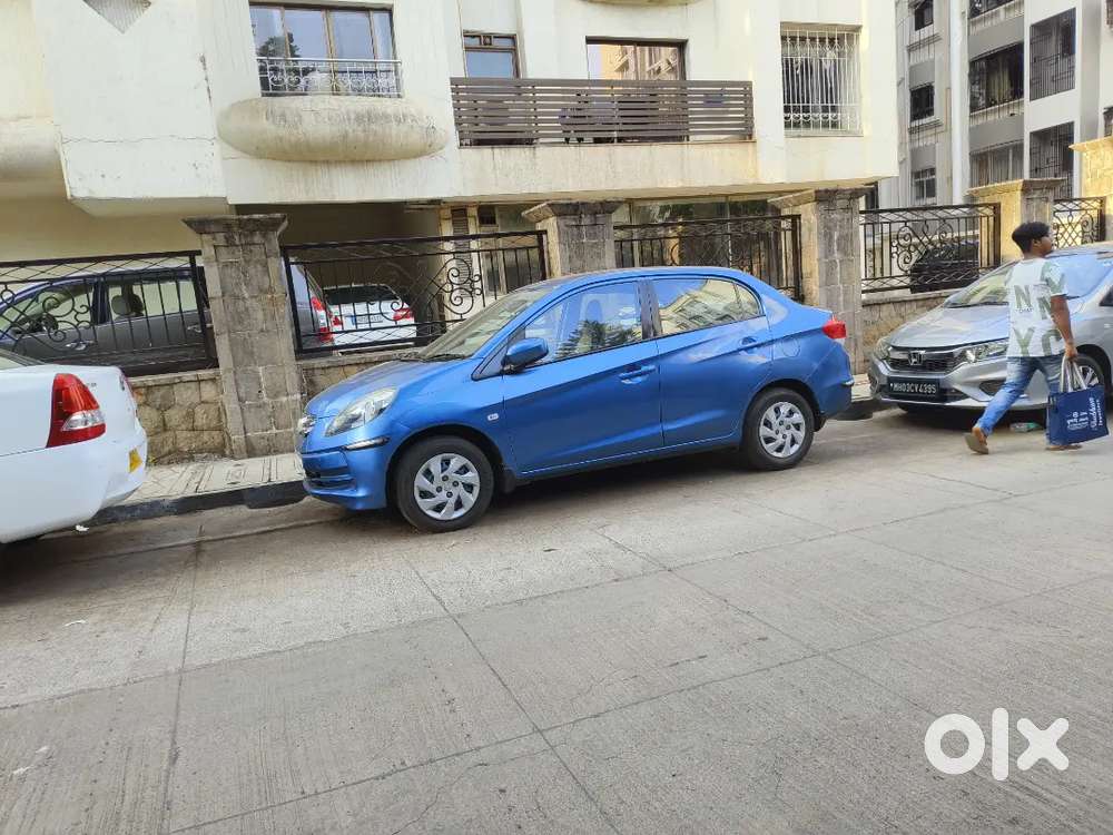 Honda Amaze Top Model- Child Ac-tyre 90%