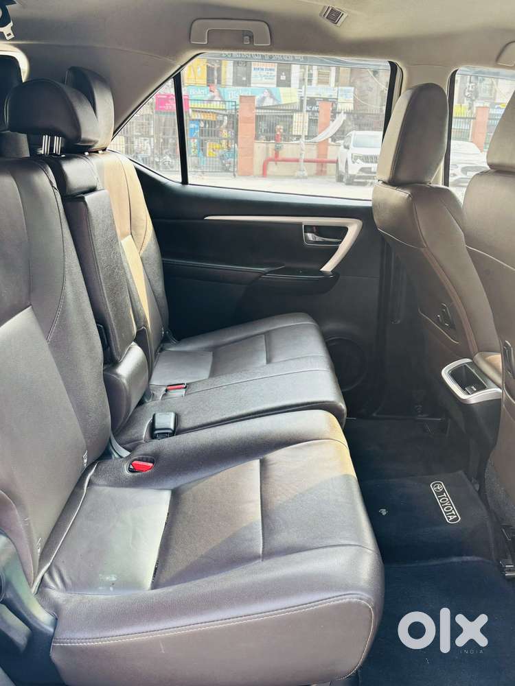 Toyota Fortuner 4x2 At 2.8 Diesel, 2019, Diesel