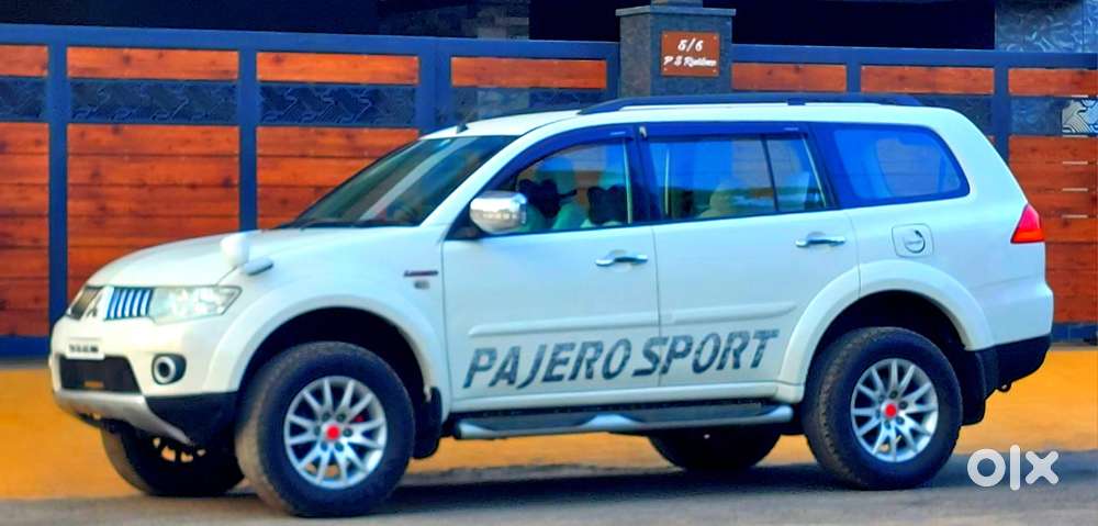 Mitsubishi Pajero Sport 2.5 Manual, 2012, Diesel