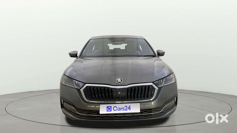 Skoda Octavia 2.0 L K Tsi At, 2022, Petrol