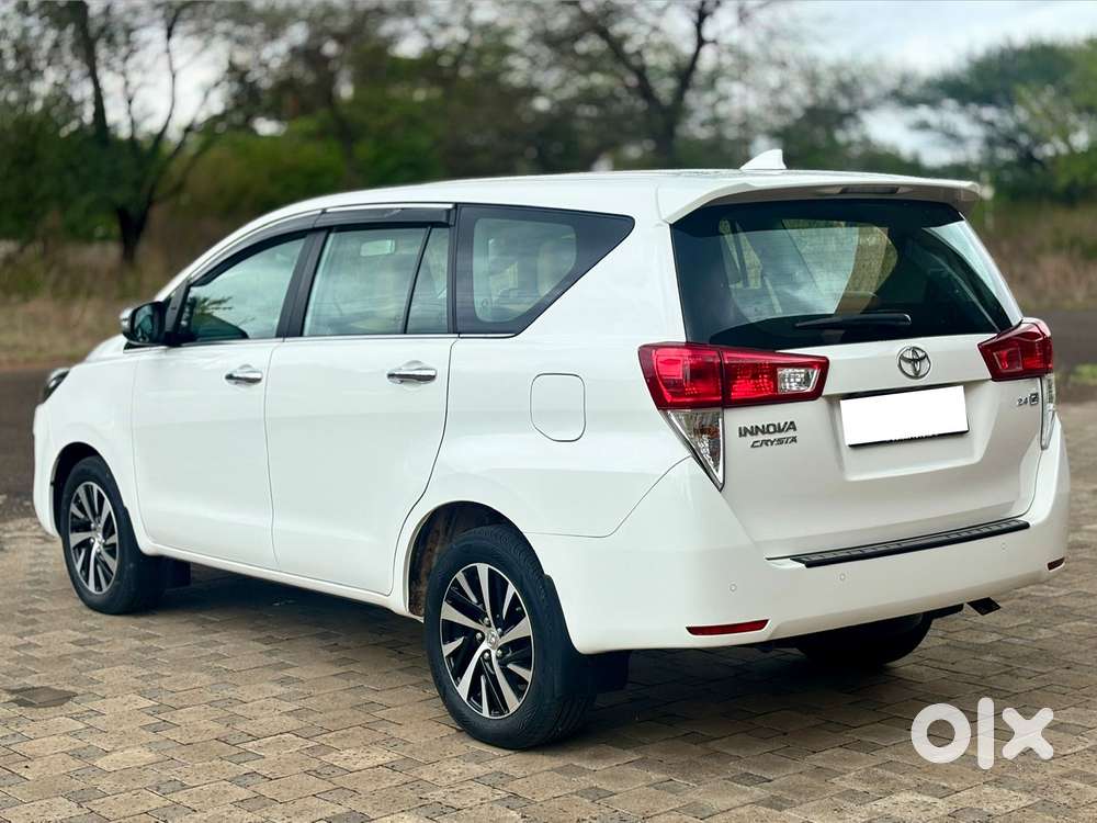 Toyota Innova Crysta 2.4 Z 7 Str, 2025, Diesel