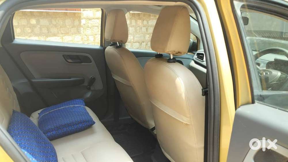 Tata Altroz 1.2 Xe, 2020, Petrol