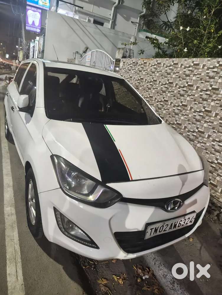 Hyundai I20 2013 Petrol 90000 Km Driven