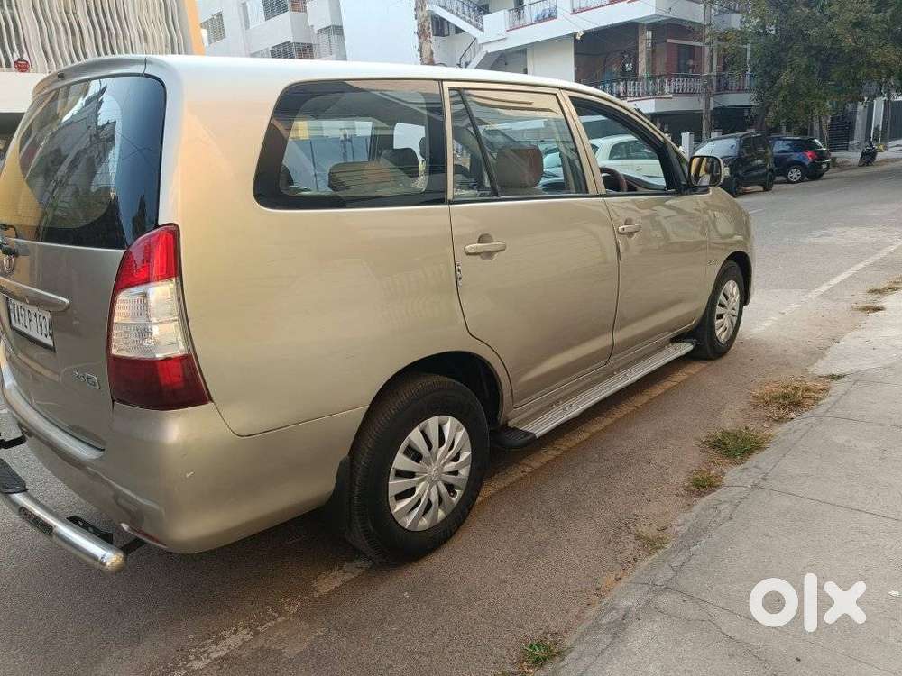 Toyota Innova 2.5 Gx 7 Str Bs-iii, 2009, Diesel