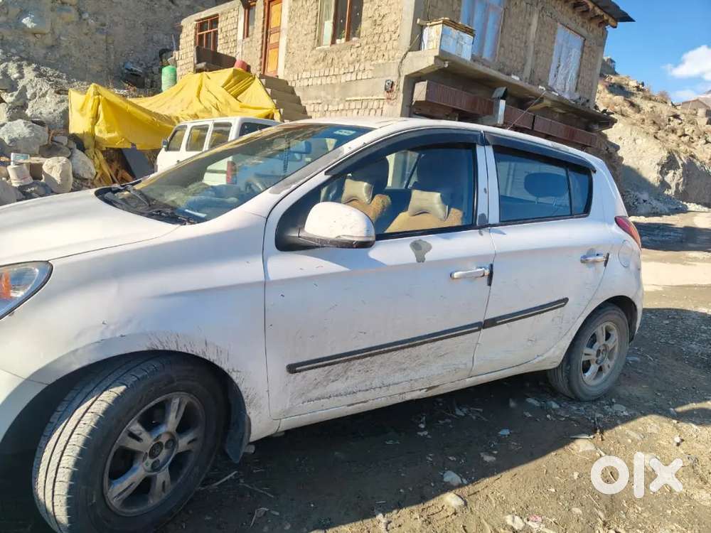 Hyundai I20 2012 Petrol 102000 Km Driven